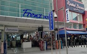 Frenz Hotel Kuala Lumpur